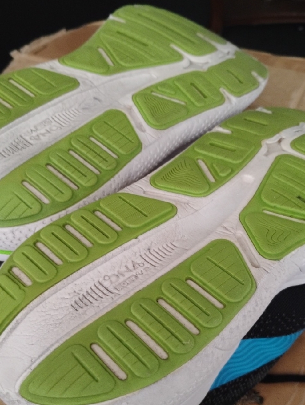 Brooks Ghost Max - Picture 9 of 11